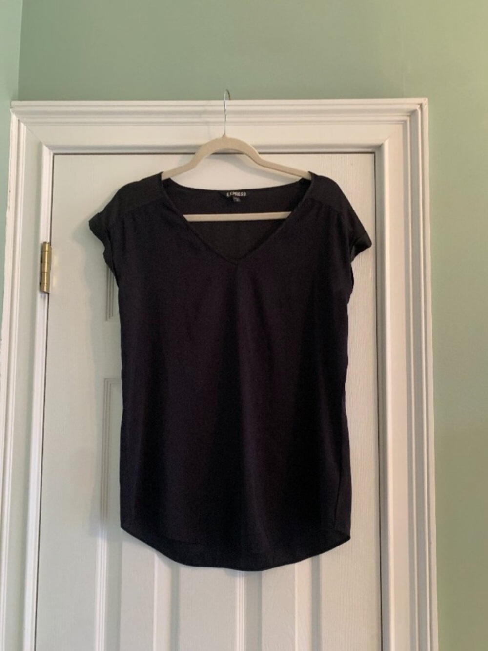 Express Black V-Neck Cap Sleeve Tank